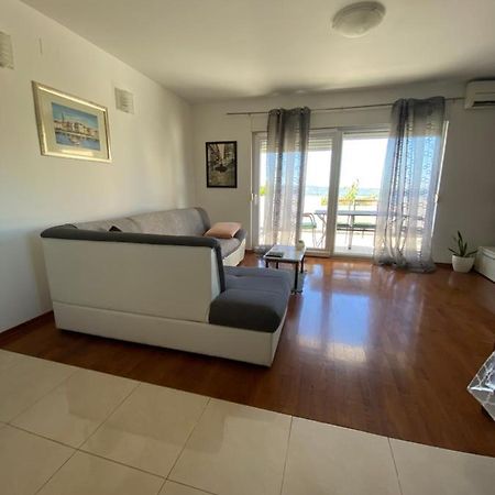 Kaštela Apartman Mila מראה חיצוני תמונה