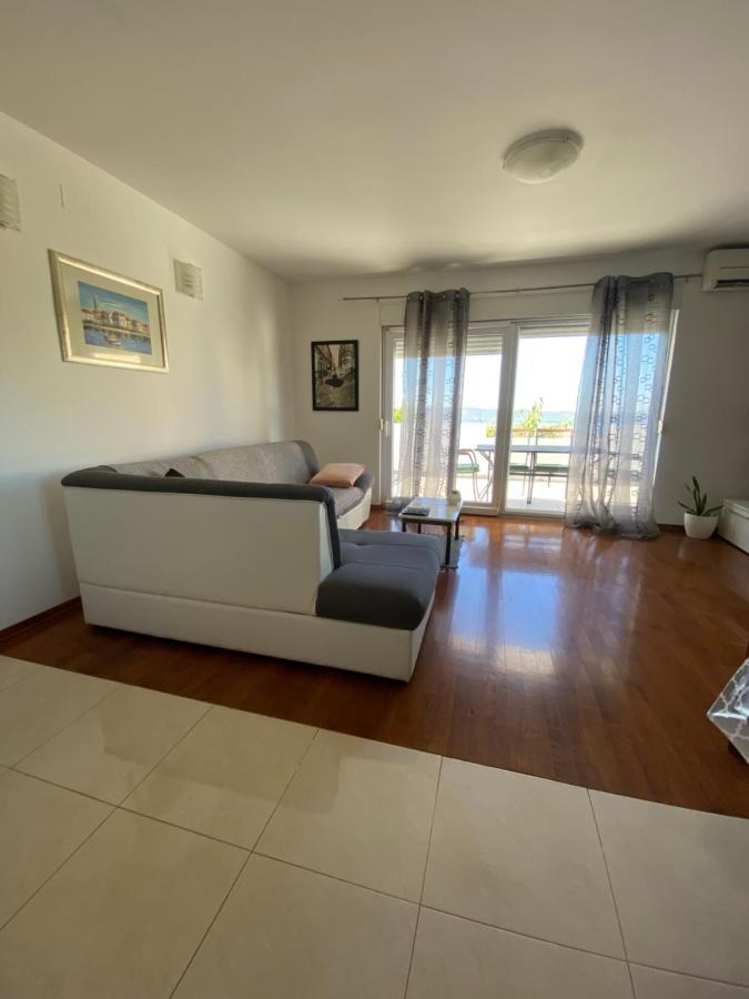Kaštela Apartman Mila מראה חיצוני תמונה