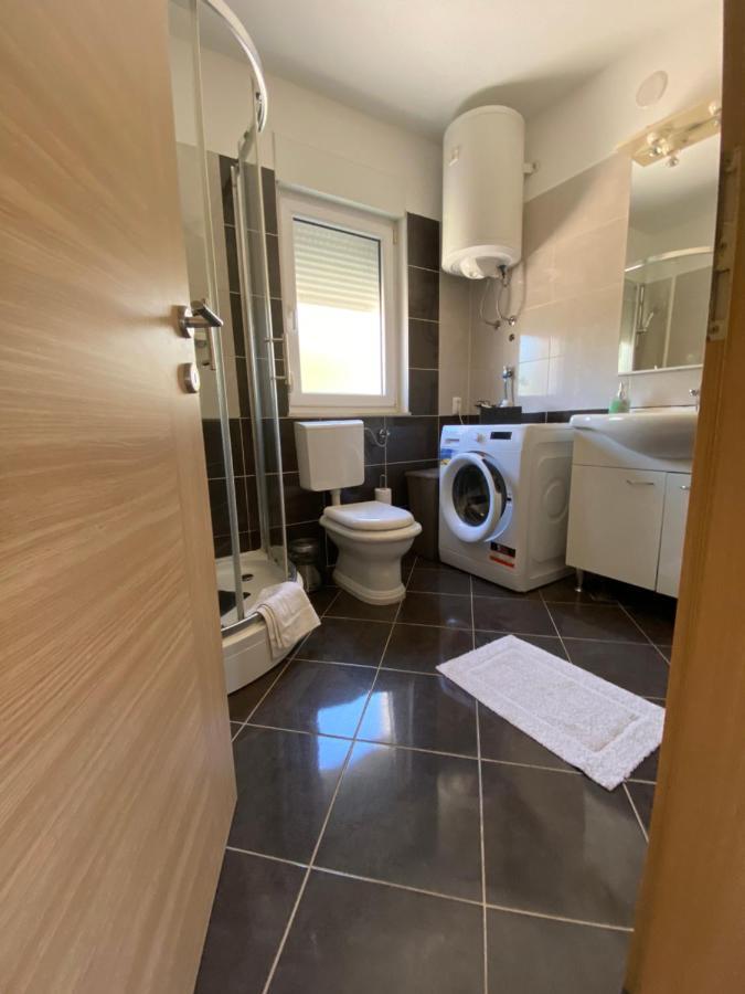 Kaštela Apartman Mila מראה חיצוני תמונה