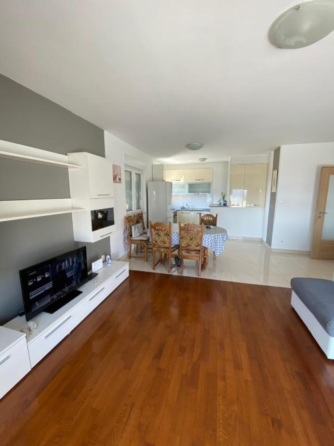 דירות Kaštela Apartman Mila מראה חיצוני תמונה