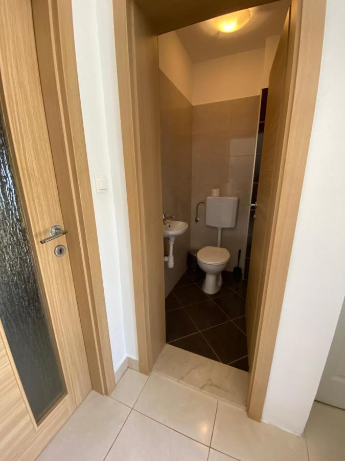 דירות Kaštela Apartman Mila מראה חיצוני תמונה