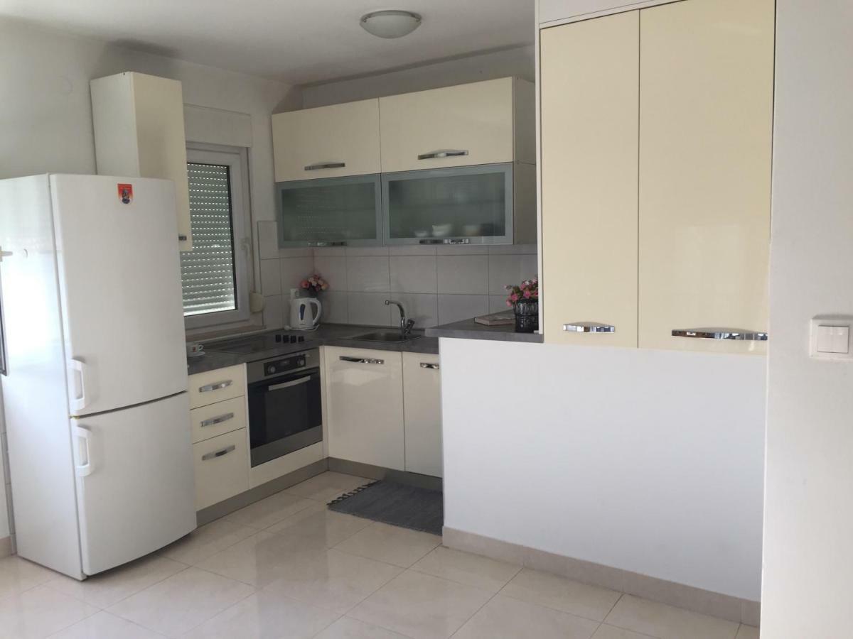 דירות Kaštela Apartman Mila מראה חיצוני תמונה